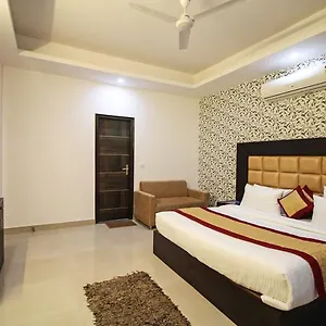 Callista 2* Gurgaon